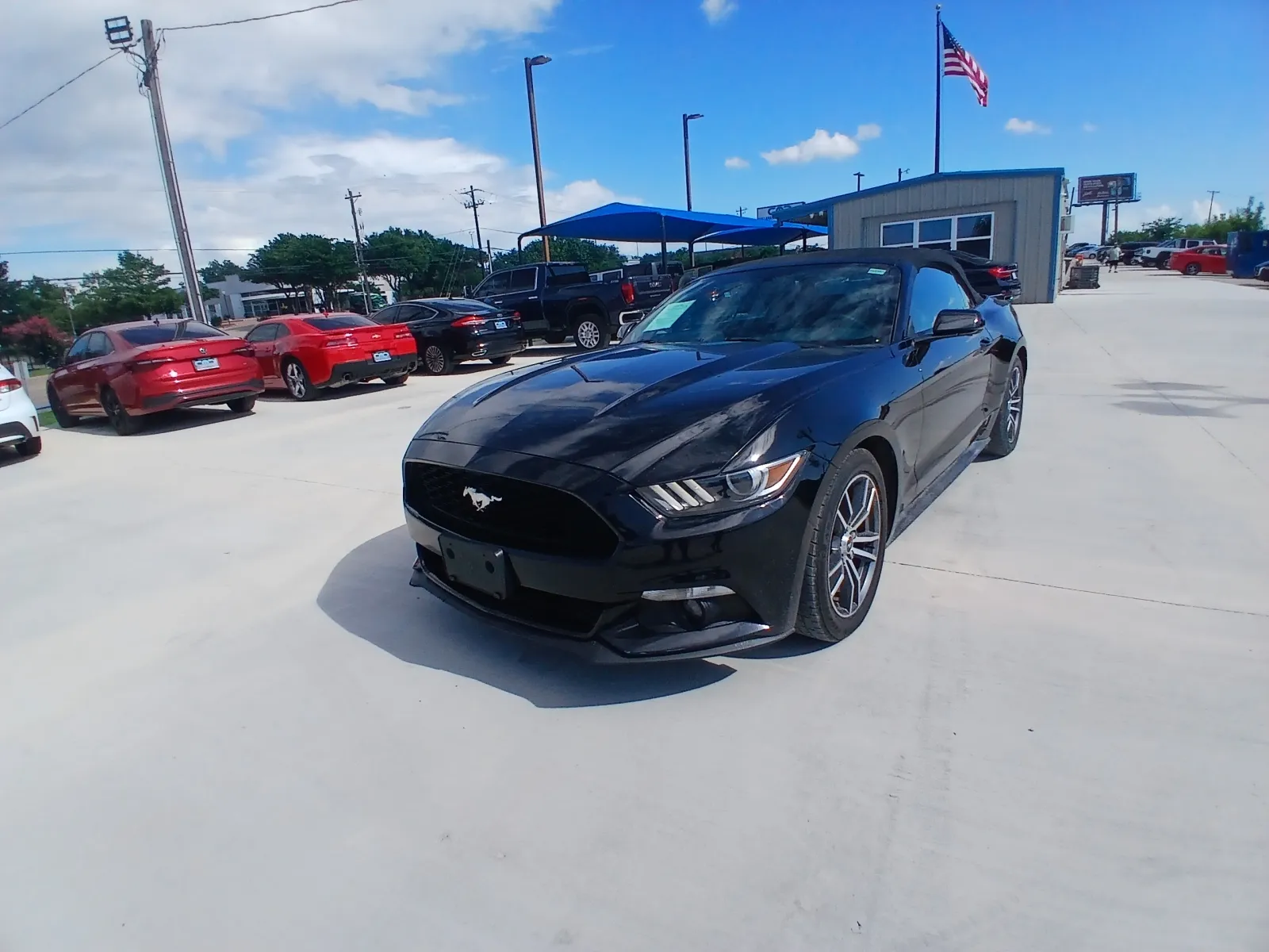 2016 Ford Mustang EcoBoost Convertible Premium's photo