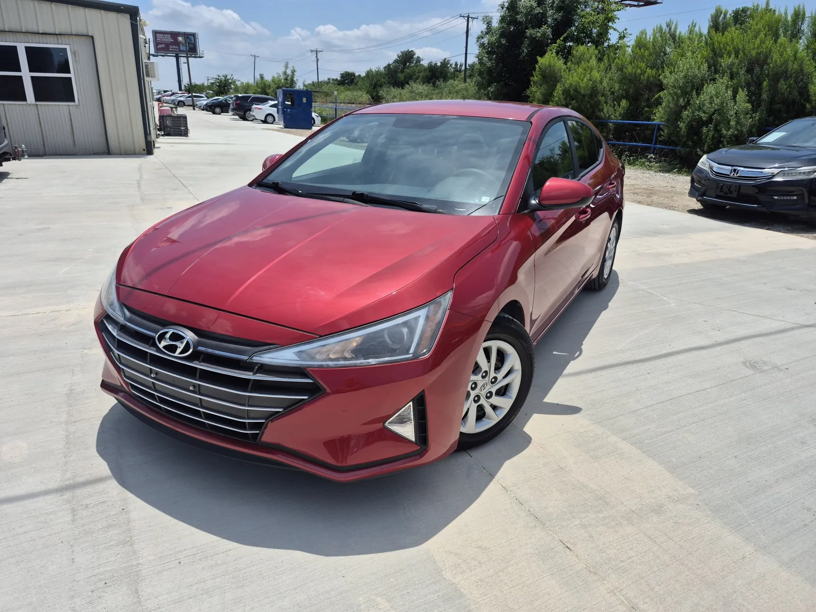 Red 2019 HYUNDAI ELANTRA SE for sale in Fort Worth, TX