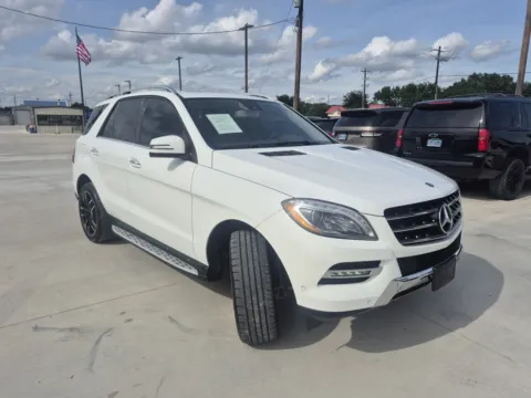 More photos of 2014 MERCEDES-BENZ M-CLASS ML 350 4MATIC at Callahan Motor Company, TX