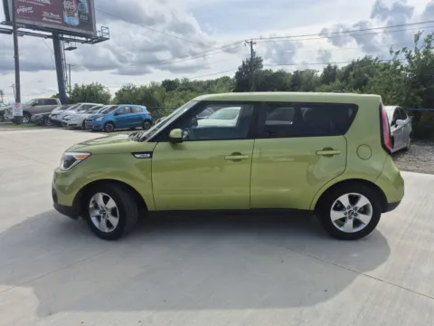 Photos of 2018 KIA SOUL BASE for sale in Fort Worth, TX at Callahan Motor Company