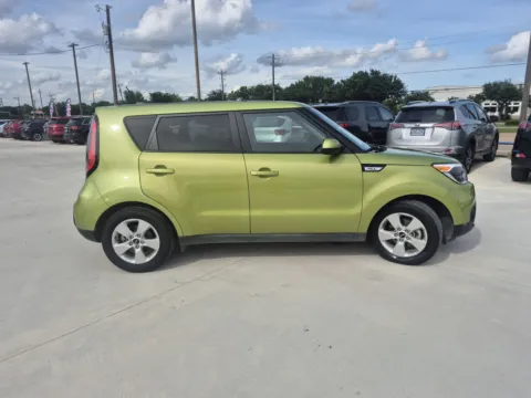 More photos of 2018 KIA SOUL BASE at Callahan Motor Company, TX