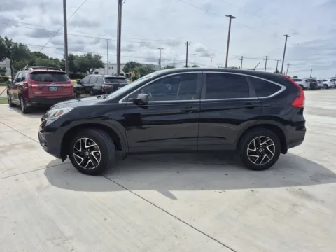 Photos of 2016 HONDA CR-V SE for sale in Fort Worth, TX at Callahan Motor Company