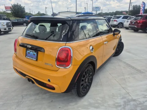 More photos of 2015 MINI HARDTOP 2 DOOR COOPER S at Callahan Motor Company, TX