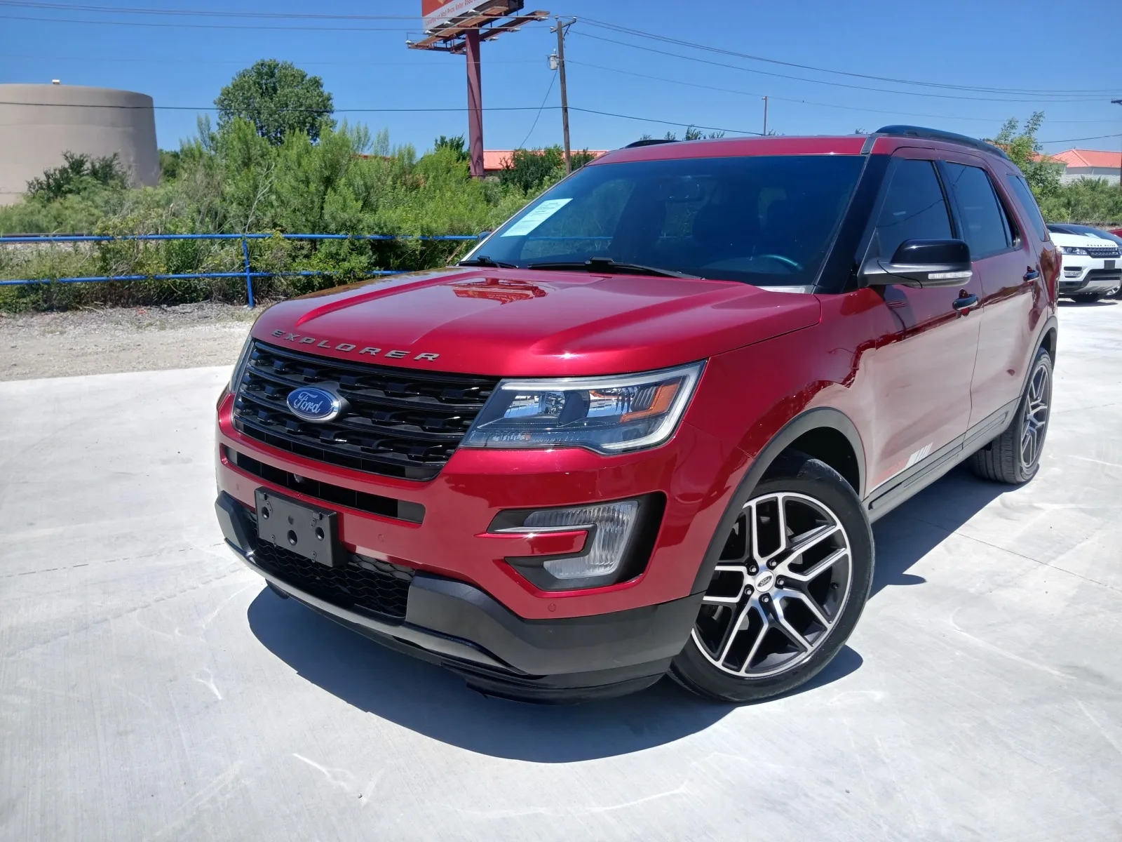 2016 Ford Explorer Sport 4WD's photo