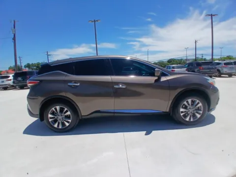 More photos of 2016 NISSAN MURANO S at Callahan Motor Company, TX