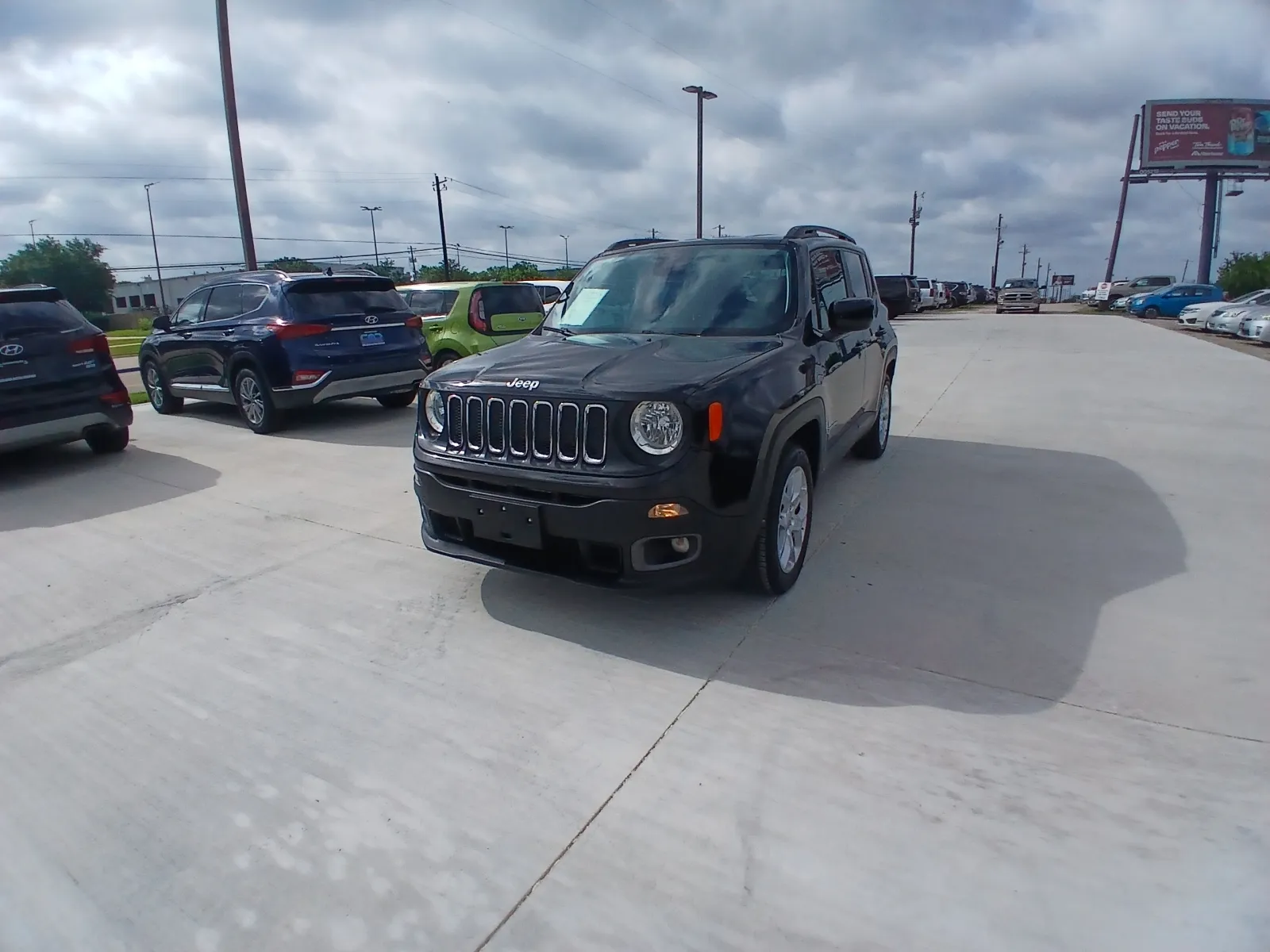 2018 Jeep Renegade Latitude FWD's photo