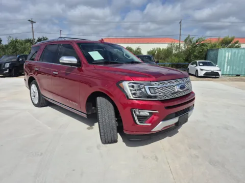 More photos of 2018 FORD EXPEDITION PLATINUM at Callahan Motor Company, TX