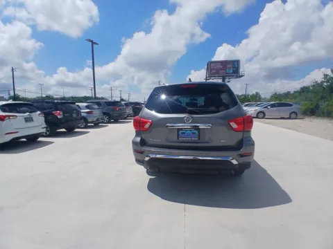More photos of 2020 NISSAN PATHFINDER SL at Callahan Motor Company, TX