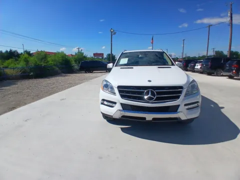 Photos of 2015 MERCEDES-BENZ M-CLASS ML 350 for sale in Fort Worth, TX at Callahan Motor Company