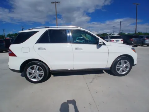 More photos of 2015 MERCEDES-BENZ M-CLASS ML 350 at Callahan Motor Company, TX