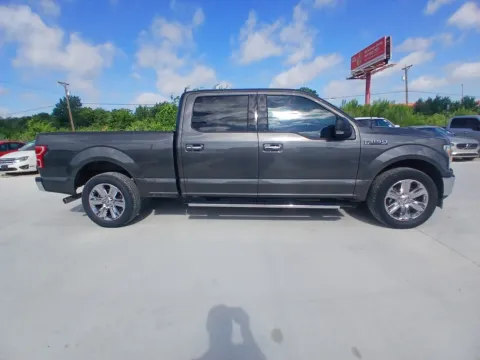 More photos of 2018 FORD F-150 XLT at Callahan Motor Company, TX