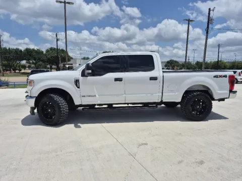 Photos of 2020 FORD F-250 SUPER DUT XLT for sale in Fort Worth, TX at Callahan Motor Company
