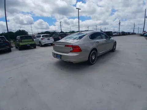 More photos of 2017 VOLVO S90 T6 INSCRIPTION at Callahan Motor Company, TX