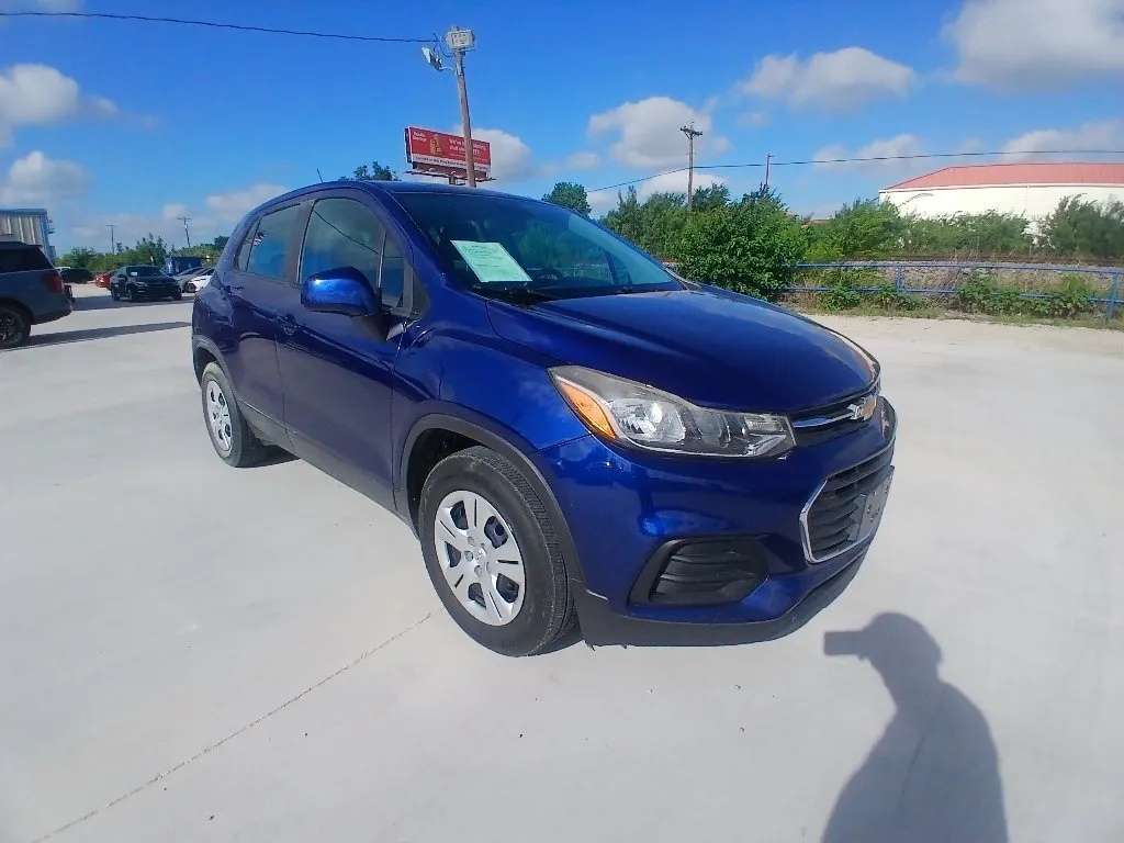 Another view of 2017 CHEVROLET TRAX LS for sale in Fort Worth, TX at Callahan Motor Company