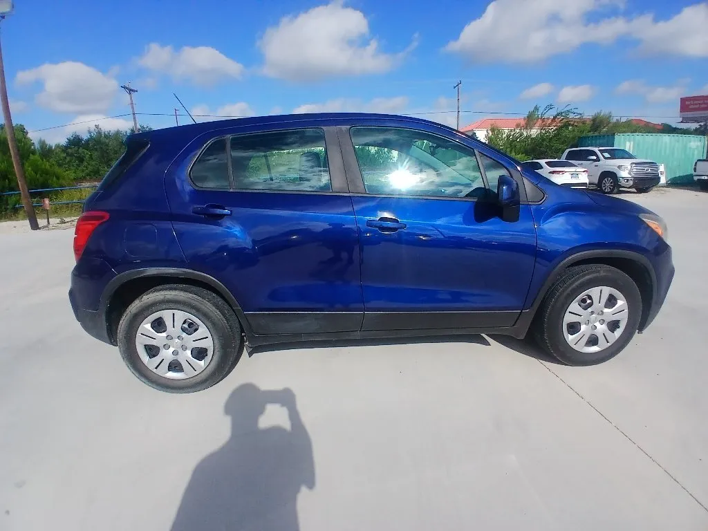 More photos of 2017 CHEVROLET TRAX LS at Callahan Motor Company, TX