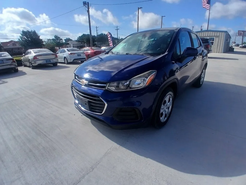 Blue 2017 CHEVROLET TRAX LS for sale in Fort Worth, TX