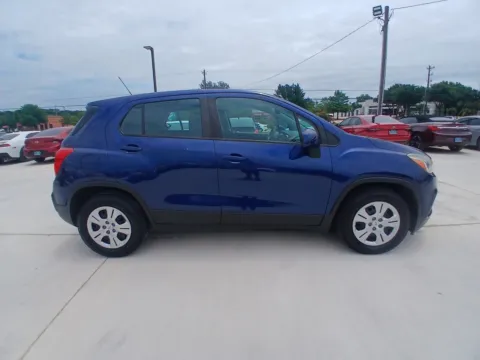 More photos of 2017 CHEVROLET TRAX LS at Callahan Motor Company, TX