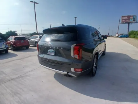 More photos of 2022 HYUNDAI PALISADE LIMITED at Callahan Motor Company, TX