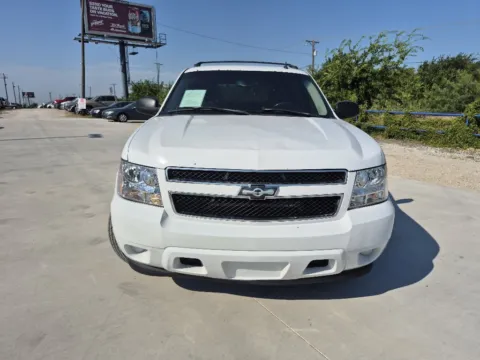 Another view of 2007 CHEVROLET AVALANCHE LS 1500 for sale in Fort Worth, TX at Callahan Motor Company