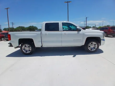 More photos of 2018 CHEVROLET SILVERADO 1500 LT at Callahan Motor Company, TX