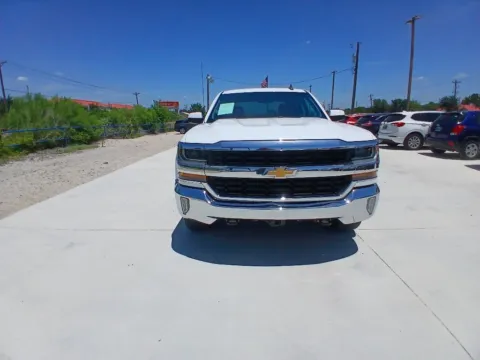 Photos of 2018 CHEVROLET SILVERADO 1500 LT for sale in Fort Worth, TX at Callahan Motor Company