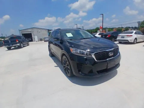 Another view of 2019 KIA SORENTO S for sale in Fort Worth, TX at Callahan Motor Company