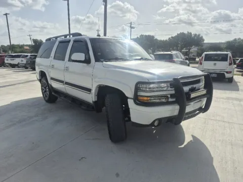More photos of 2004 CHEVROLET SUBURBAN 1500 at Callahan Motor Company, TX