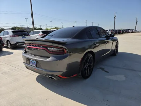 More photos of 2019 DODGE CHARGER SXT at Callahan Motor Company, TX