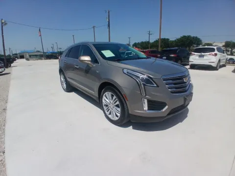 Another view of 2019 CADILLAC XT5 PREMIUM LUXURY for sale in Fort Worth, TX at Callahan Motor Company