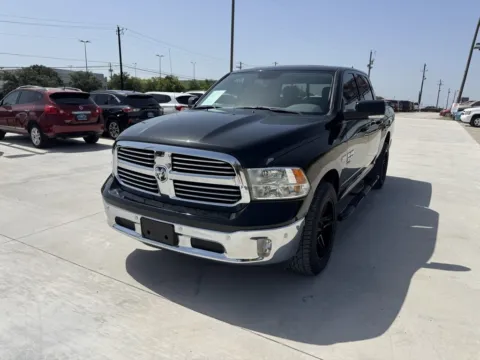 Black 2019 RAM 1500 CLASSIC BIG HORN for sale in Fort Worth, TX