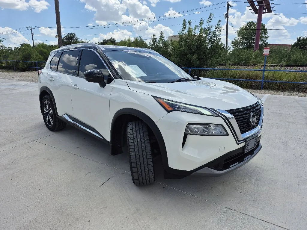 More photos of 2023 NISSAN ROGUE SL at Callahan Motor Company, TX