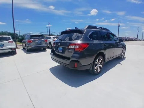 More photos of 2018 SUBARU OUTBACK 2.5I LIMITED at Callahan Motor Company, TX