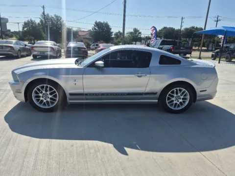 Photos of 2014 FORD MUSTANG V6 COUPE PREMIUM for sale in Fort Worth, TX at Callahan Motor Company