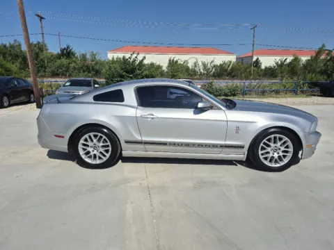 More photos of 2014 FORD MUSTANG V6 COUPE PREMIUM at Callahan Motor Company, TX