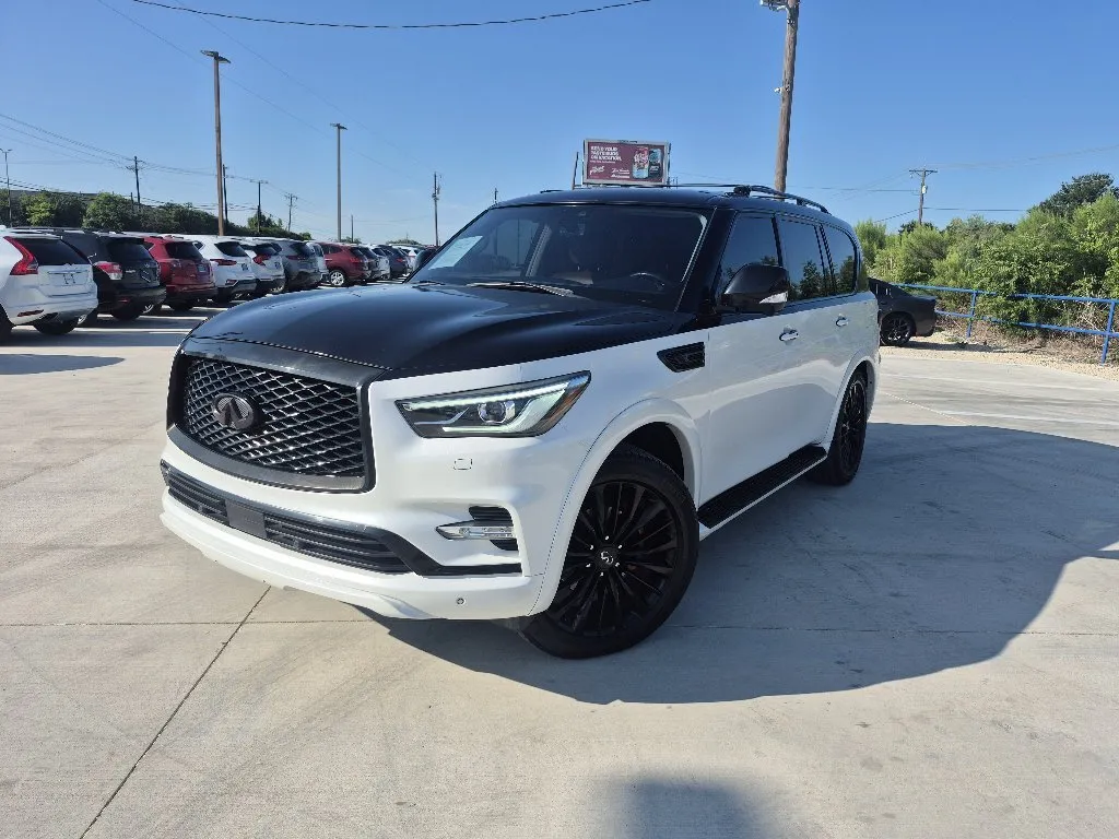 White 2019 INFINITI QX80 LUXE for sale in Fort Worth, TX