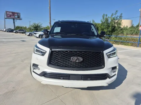 Another view of 2019 INFINITI QX80 LUXE for sale in Fort Worth, TX at Callahan Motor Company