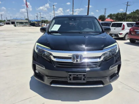 Another view of 2020 HONDA PILOT EX-L for sale in Fort Worth, TX at Callahan Motor Company