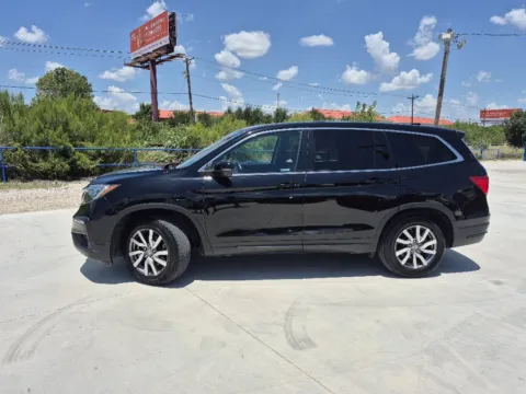 Photos of 2020 HONDA PILOT EX-L for sale in Fort Worth, TX at Callahan Motor Company