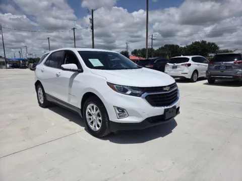 Another view of 2020 CHEVROLET EQUINOX LT for sale in Fort Worth, TX at Callahan Motor Company