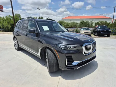 More photos of 2021 BMW X7 XDRIVE40I at Callahan Motor Company, TX