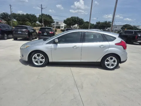 Photos of 2013 FORD FOCUS SE for sale in Fort Worth, TX at Callahan Motor Company