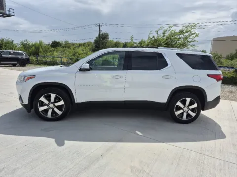 Photos of 2018 CHEVROLET TRAVERSE LT LEATHER for sale in Fort Worth, TX at Callahan Motor Company