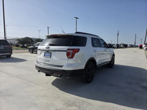 More photos of 2018 FORD EXPLORER XLT at Callahan Motor Company, TX