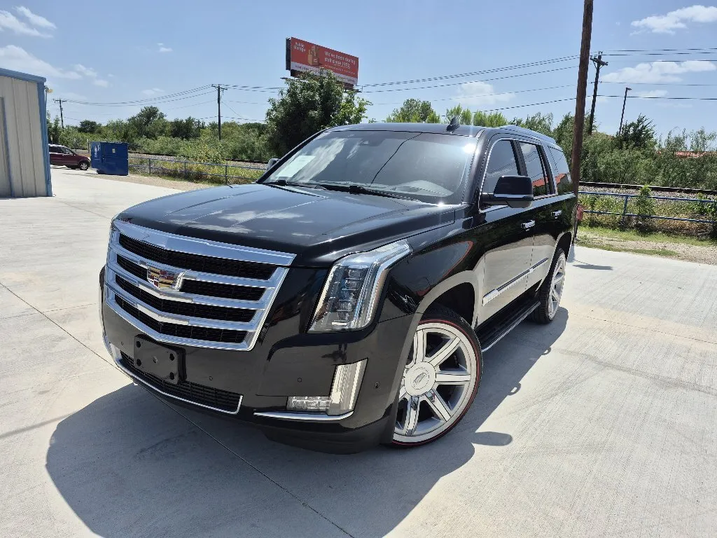 Black 2018 CADILLAC ESCALADE LUXURY for sale in Fort Worth, TX