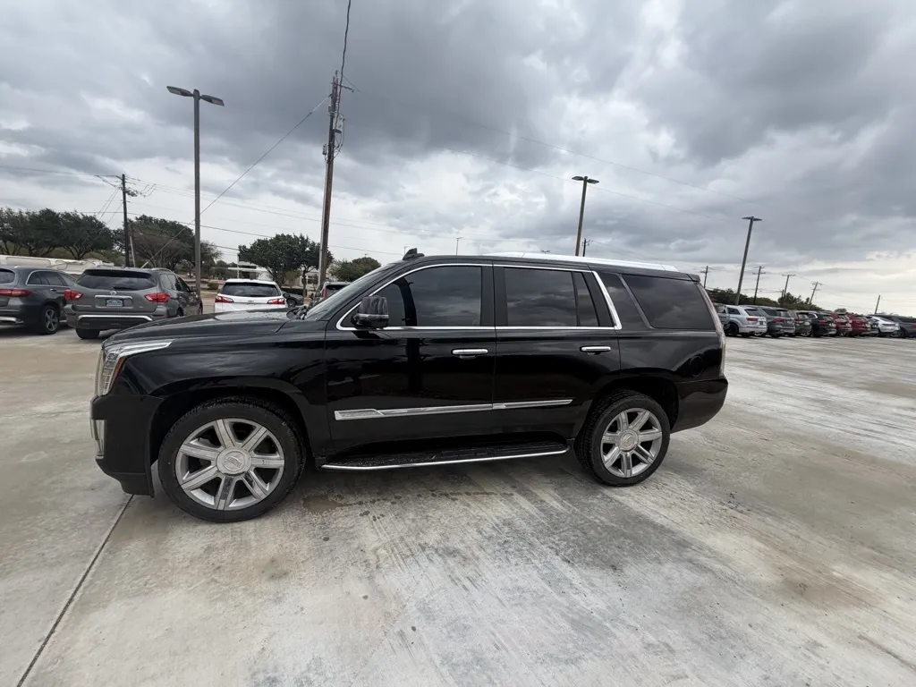 Photos of 2018 CADILLAC ESCALADE LUXURY for sale in Fort Worth, TX at Callahan Motor Company