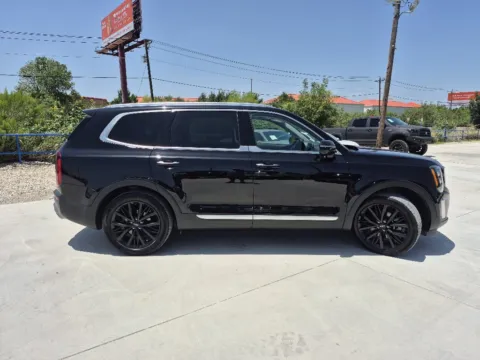 More photos of 2022 KIA TELLURIDE SX at Callahan Motor Company, TX