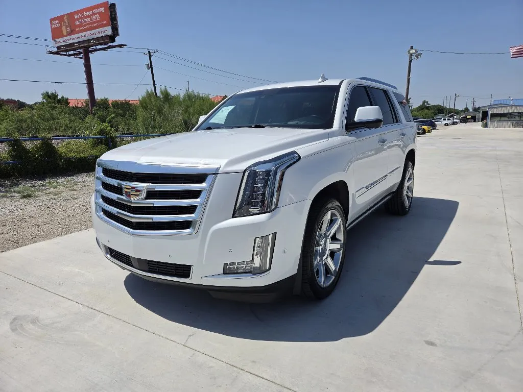 White 2018 CADILLAC ESCALADE PREMIUM LUXURY for sale in Fort Worth, TX