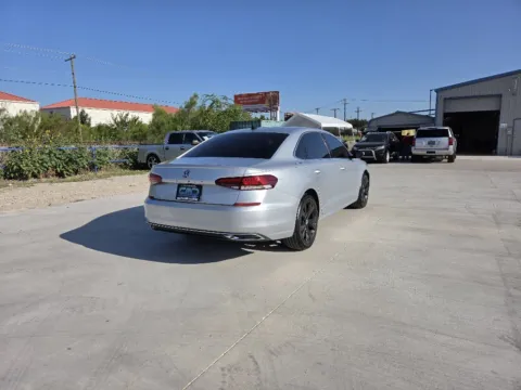 More photos of 2021 VOLKSWAGEN PASSAT SE at Callahan Motor Company, TX
