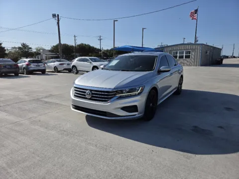 Silver 2021 VOLKSWAGEN PASSAT SE for sale in Fort Worth, TX