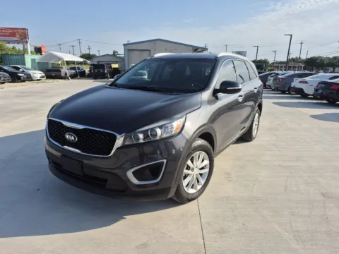 Gray 2017 KIA SORENTO LX for sale in Fort Worth, TX
